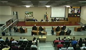 Votação de mudança em horário das sessões na Câmara Municipal de Maringá teve manifestação popular